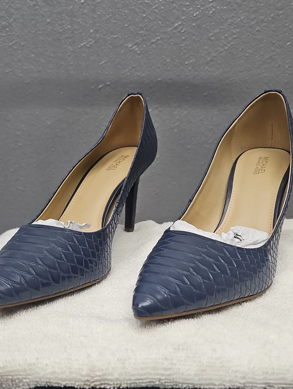 MICHAEL Michael Kors Navy Textured Pointed-Toe Stiletto Pumps